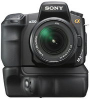 Продам зеркальный фотоаппарат Sony A200